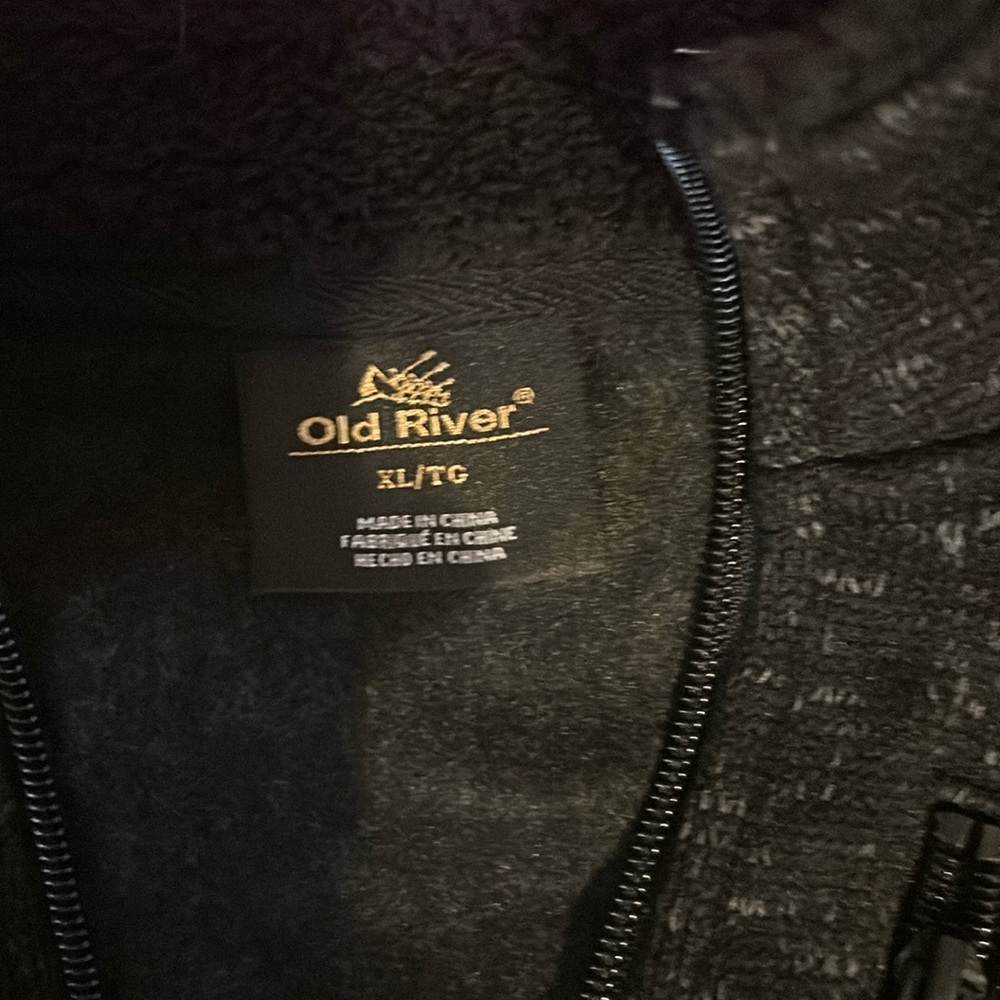 Men’s XL Old River Sweater